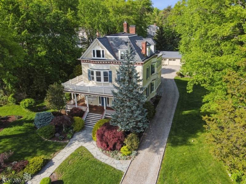 59 Mountain Ave - Photo 1