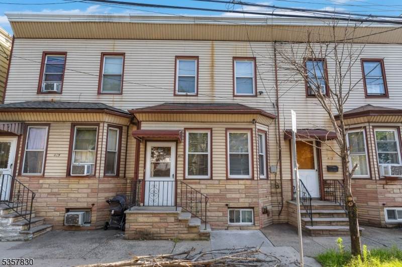 417 Lafayette St - Photo 1