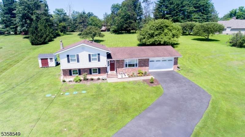 5 Mountain View Dr - Photo 1