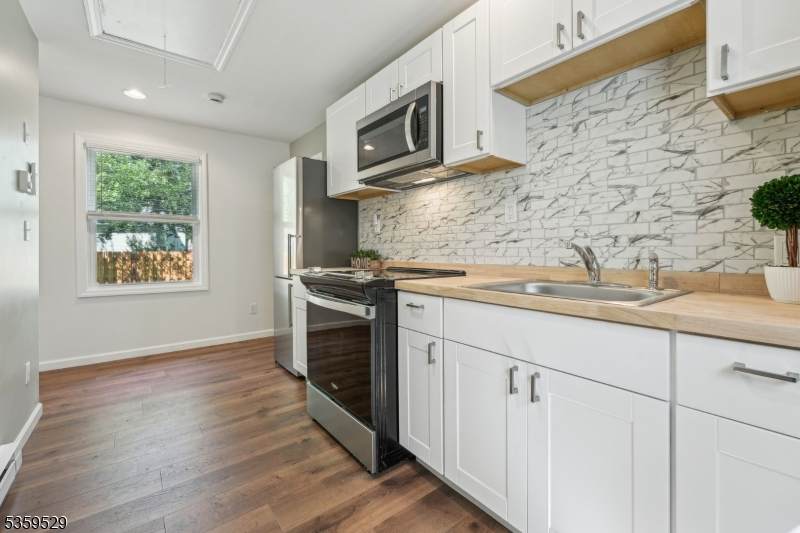 57 Riverlawn Dr - Photo 1