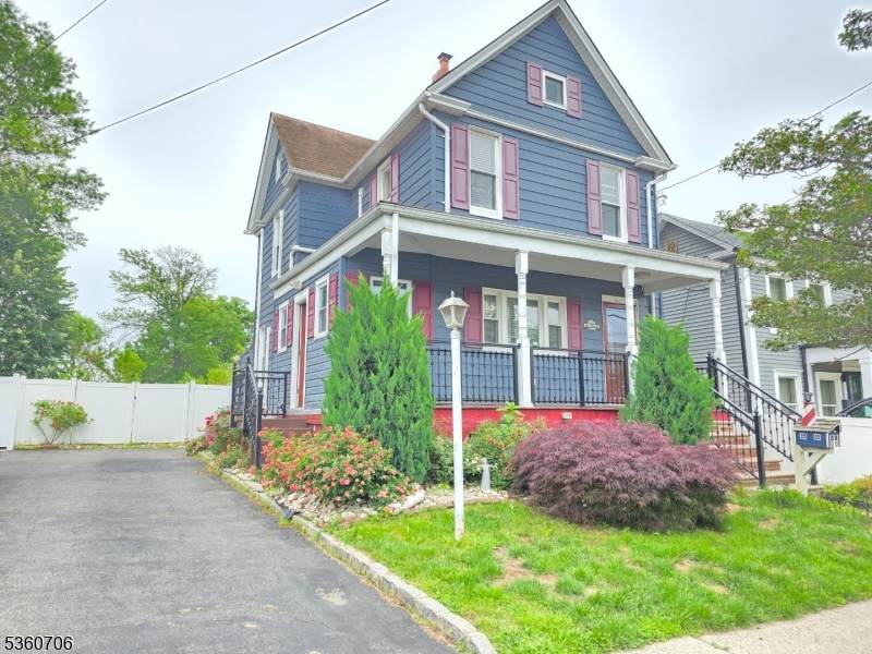 173 Monroe St - Photo 1