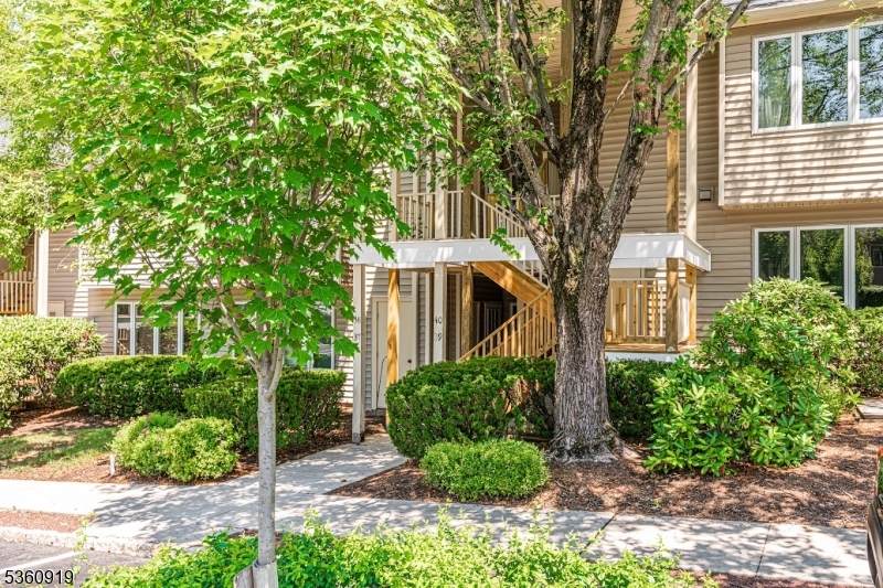 39 Augusta Drive - Photo 1