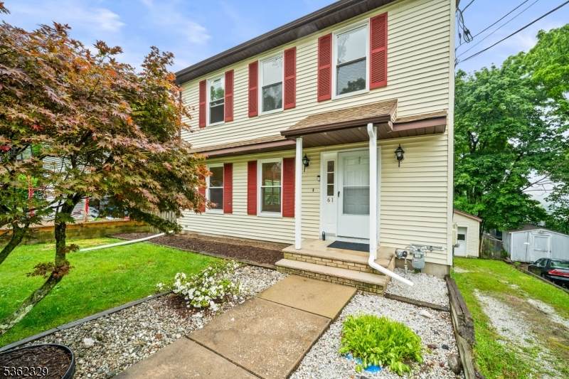 61 W Munson Ave - Photo 1