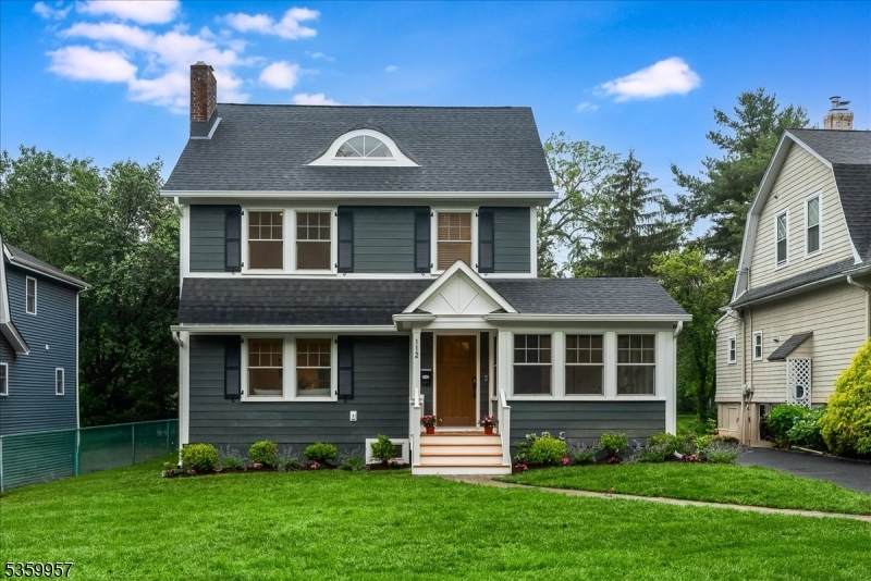112 Wildwood Ave - Photo 1