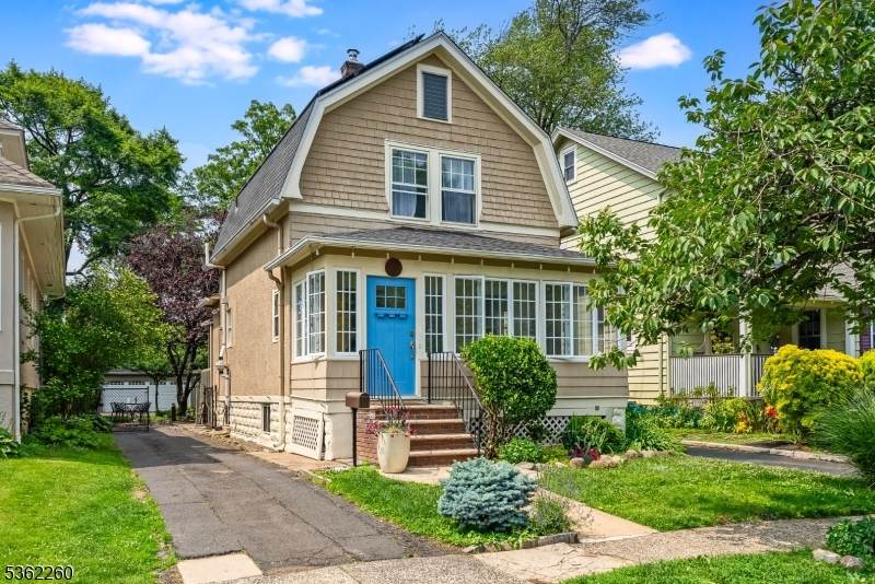 179 W Fairview Ave - Photo 1