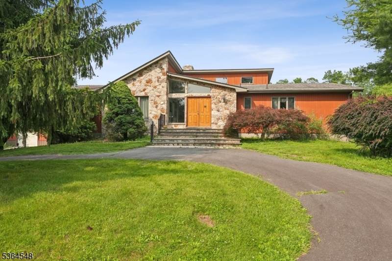 84 Liberty Corner Rd - Photo 1