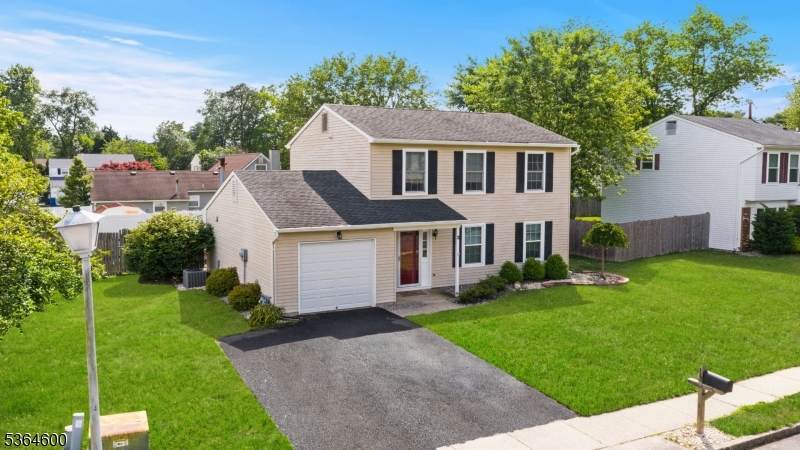3 Mendon Dr - Photo 1