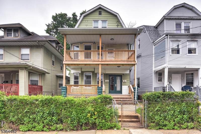 24 Eckert Ave - Photo 1