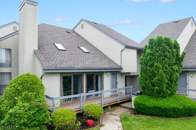 29 Woodhill St - Photo 1