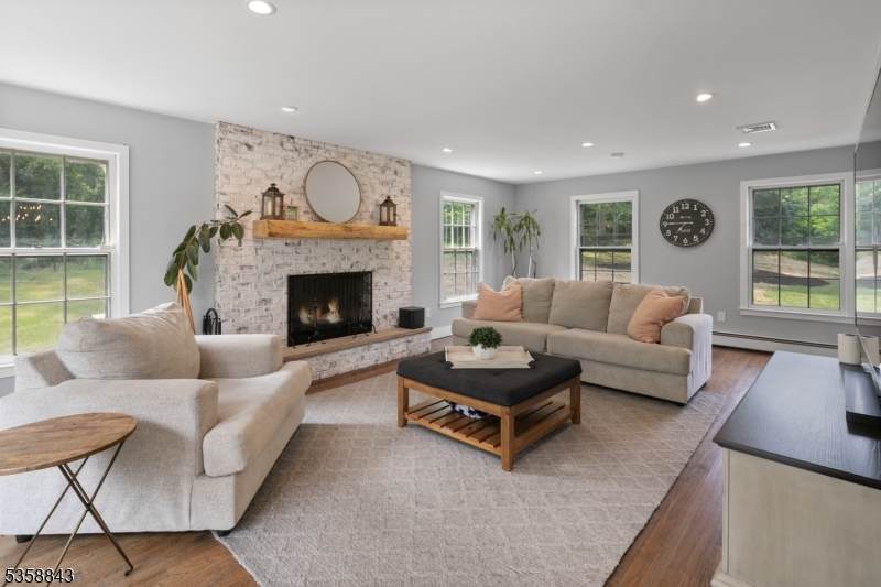 6 Ironia Rd - Photo 1