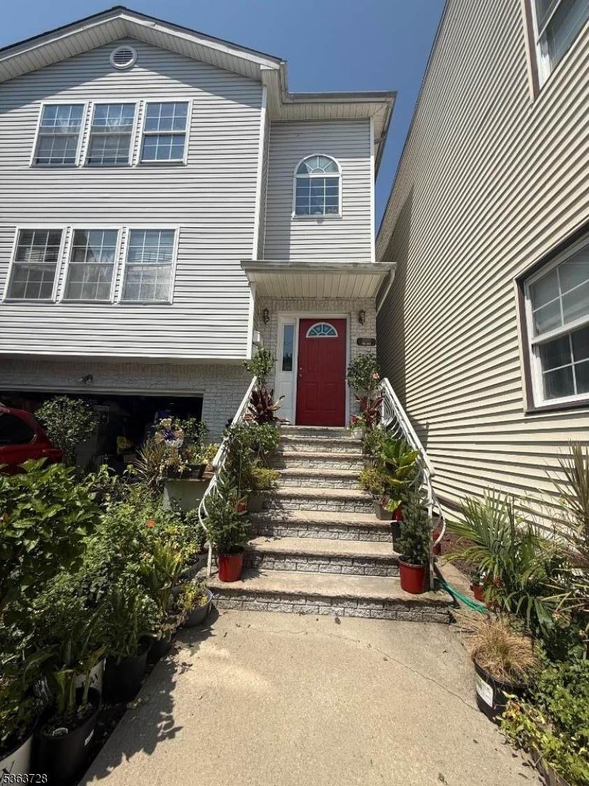 78 Highland Ave - Photo 1