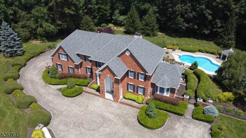 18 Apple Ln - Photo 1