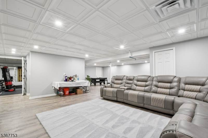 179 Sunshine Dr - Photo 1