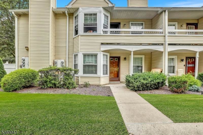 202 Mill Run Ct - Photo 1