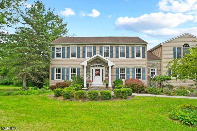 17 Apple Tree Rd - Photo 1