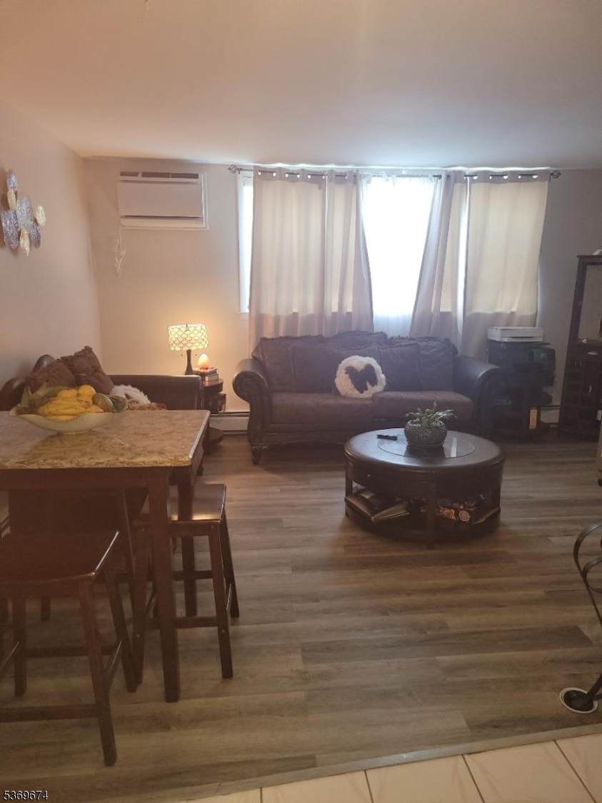 45 Hussa St - Photo 1