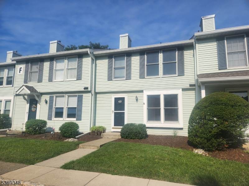 40 Constitution Way - Photo 1