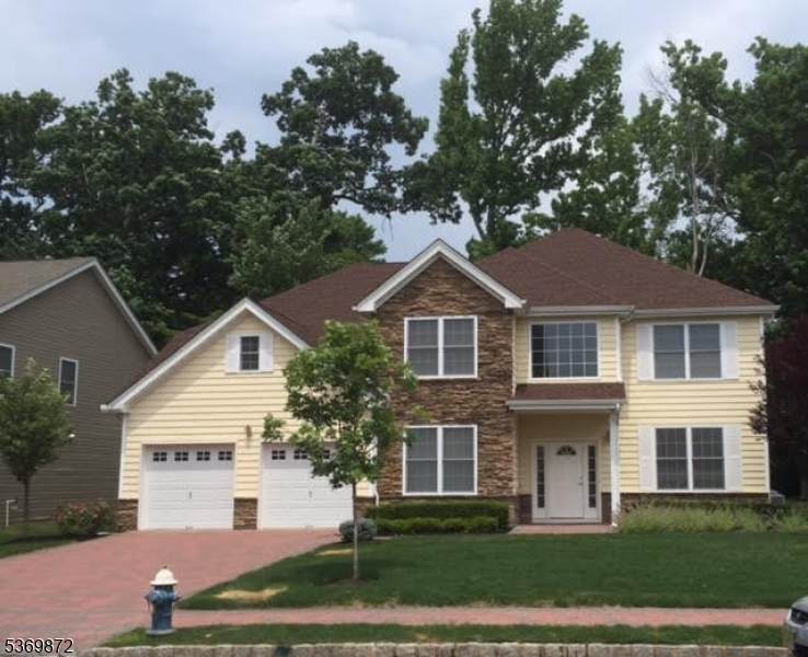 4 Pine Ln - Photo 1