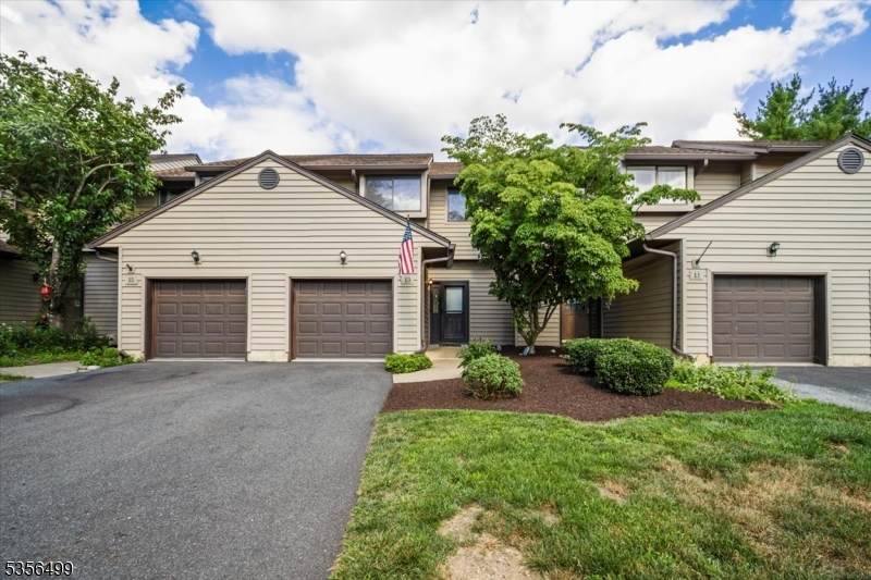 13 Cardinal Ln - Photo 1