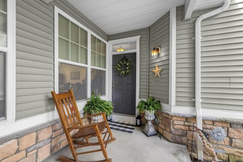 4 Wild Iris Ln - Photo 1