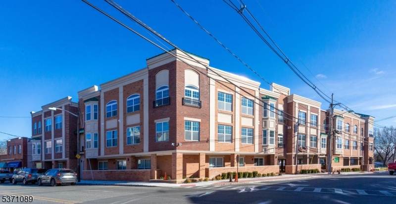 339 W Broad St. Unit 304 - Photo 1