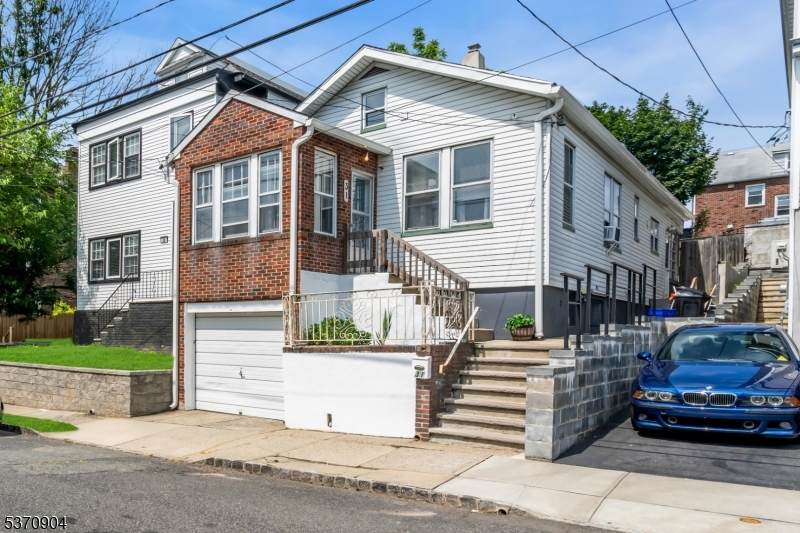 31 Mount Prospect Ave - Photo 1