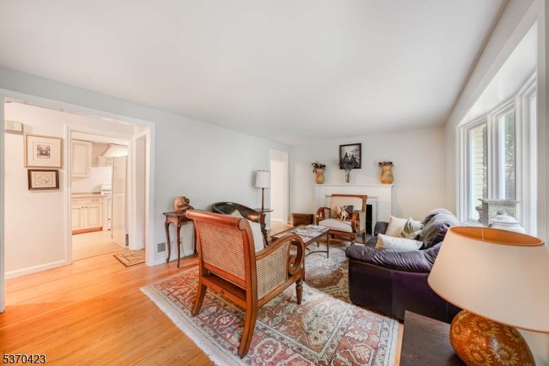 160 Springfield Ave - Photo 1