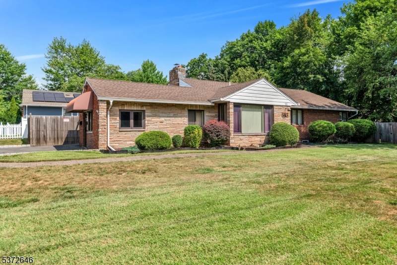 513 Boulevard - Photo 1