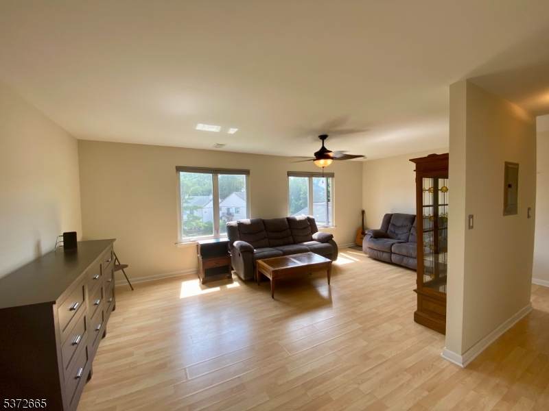 6106 Audubon Ct - Photo 1