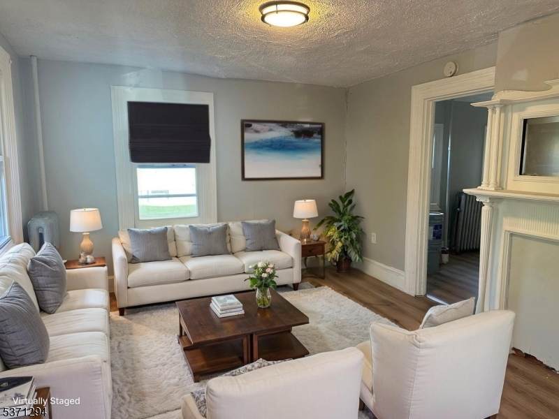 403 Seminary Ave - Photo 1