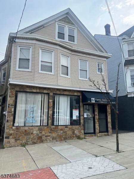 222 Haledon Ave - Photo 1