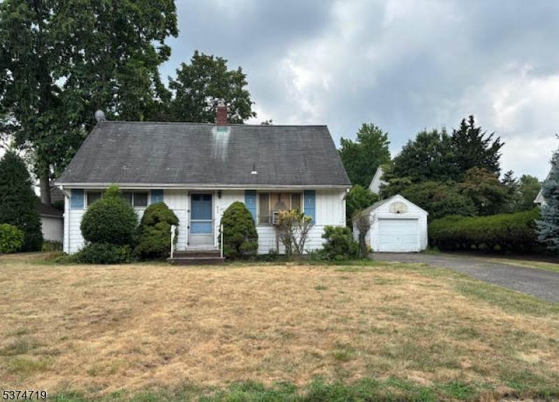 634 Bartell Pl - Photo 1