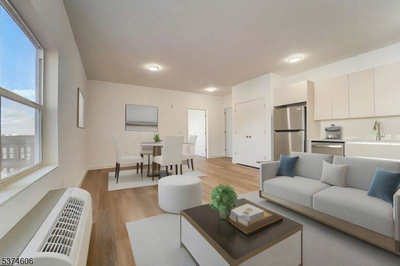 48 Chadwick St - Photo 1