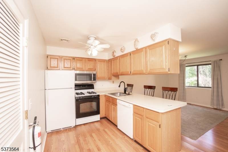 1 Port Royal Dr Unit 5 - Photo 1