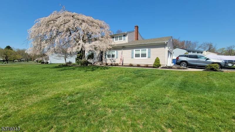 14 Susan Drive - Photo 1