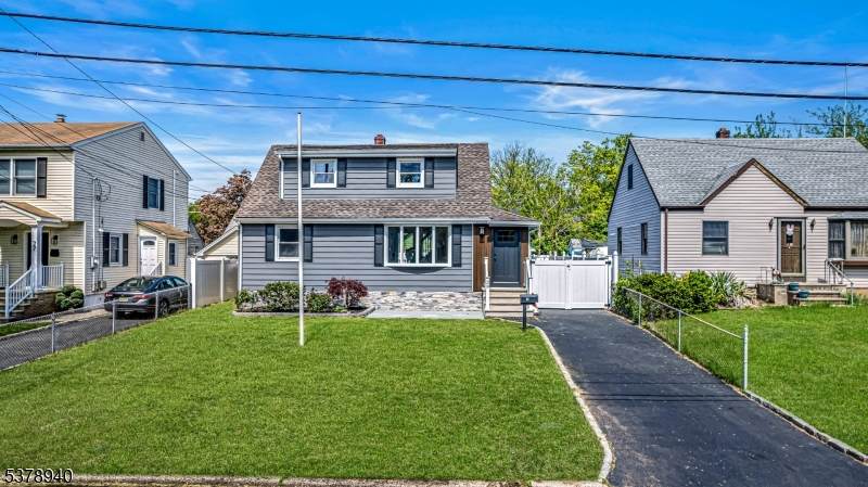 29 Coldevin Rd - Photo 1