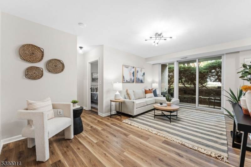 462 River Rd - Photo 1