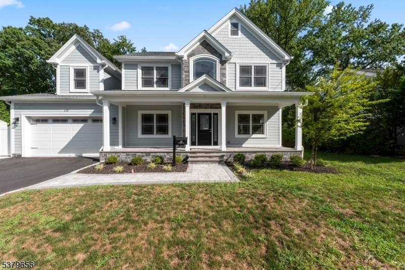 118 Cambridge Rd - Photo 1