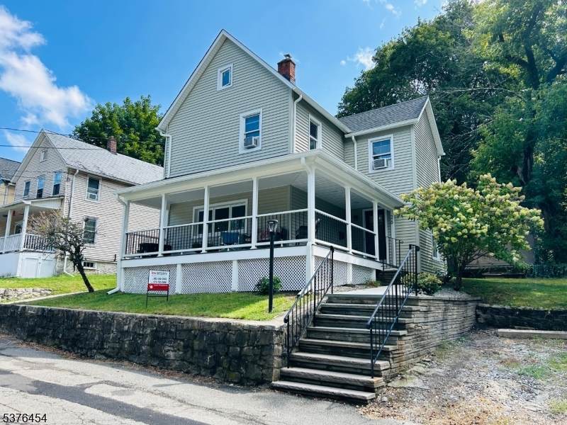 26 New Hampshire St - Photo 1