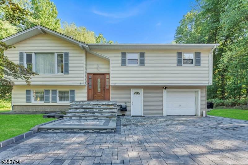 40 Newark Ave - Photo 1