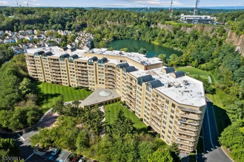 10 Smith Manor Blvd - Photo 1