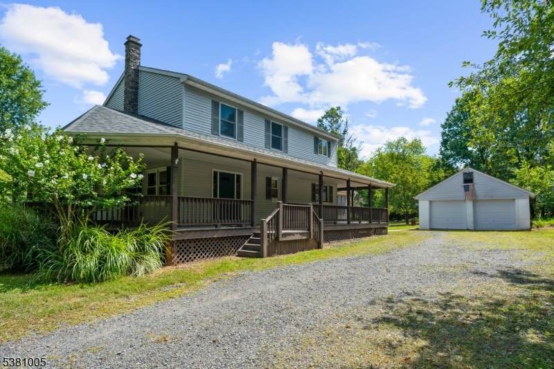 41 Coddington Rd - Photo 1