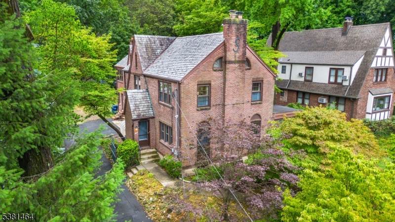 269 Poplar Ave - Photo 1