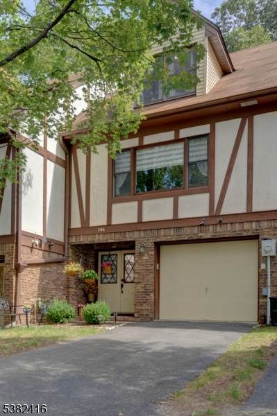 144 Garside Ave - Photo 1