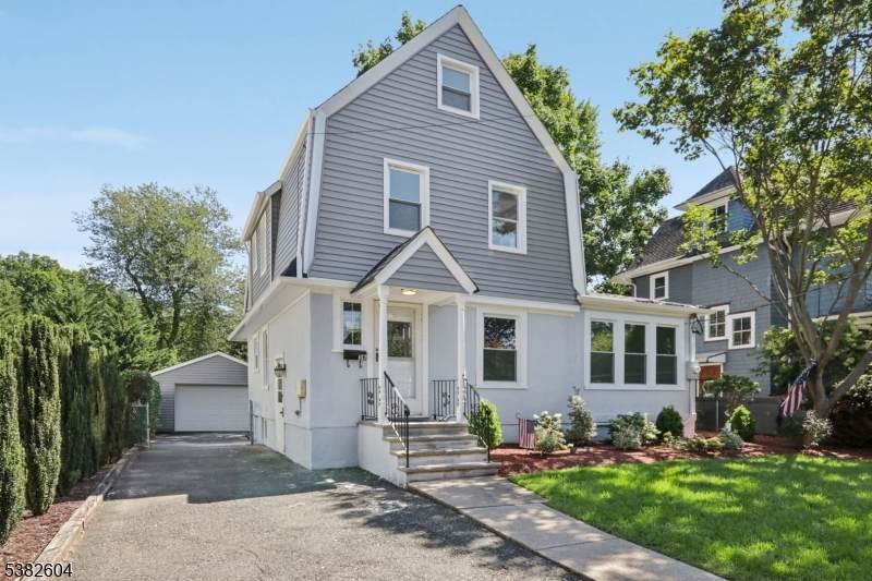 36 Lake St - Photo 1