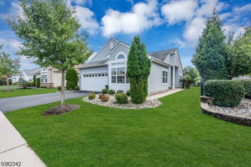 12 Medici Dr - Photo 1