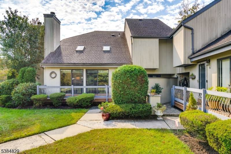 13 Brook St - Photo 1