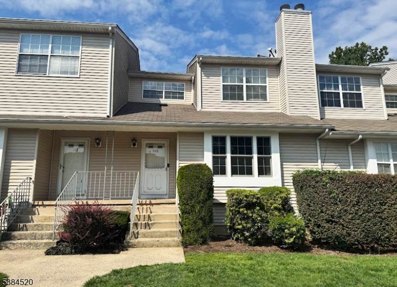 146 Carson Ct - Photo 1