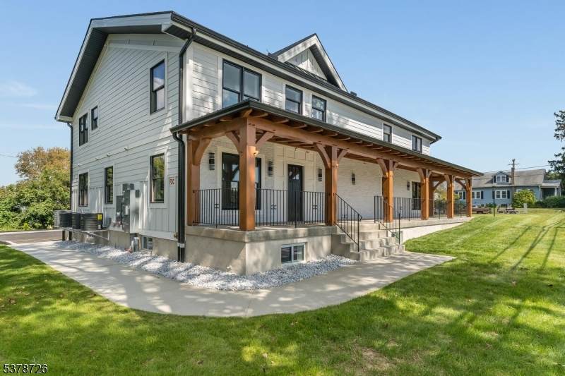 535 St James Avenue - Unit E - Photo 1