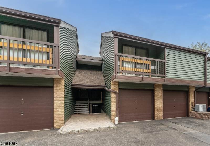 6 Meadowview Dr - Photo 1